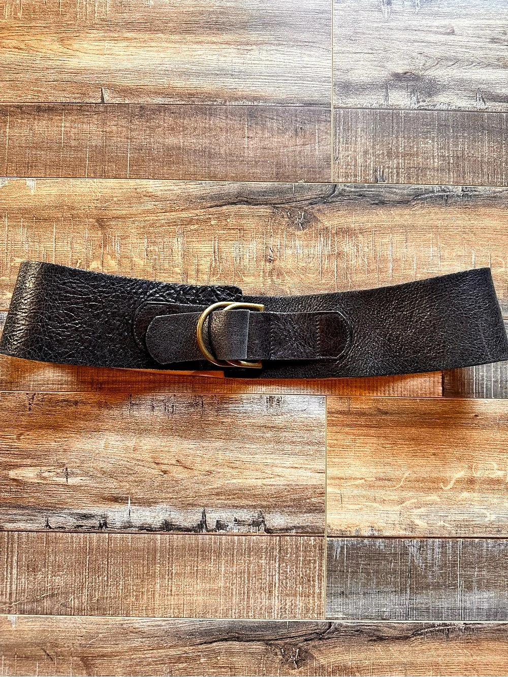 Hyde Collection 36038 Leather-Look Black Belt